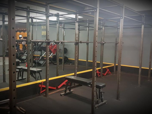 gym_with_equipment